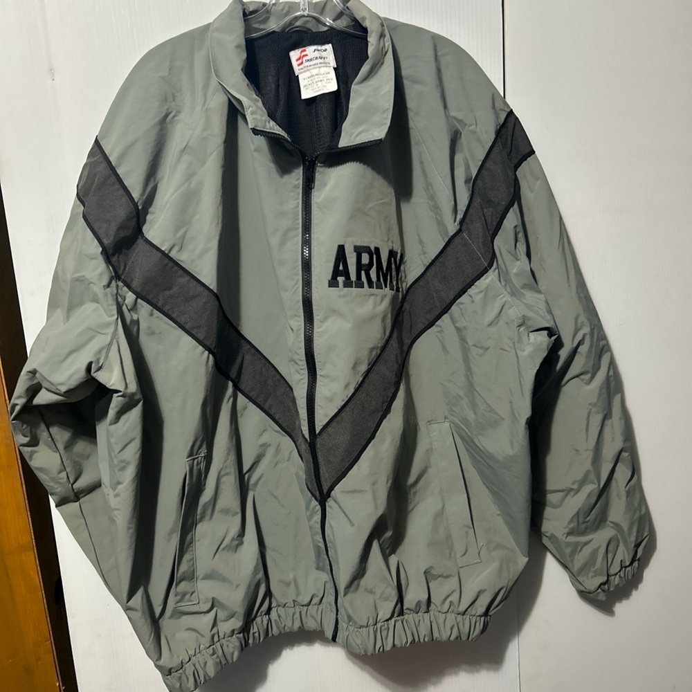 Men's U.S. Army Green Windbreaker Jacket